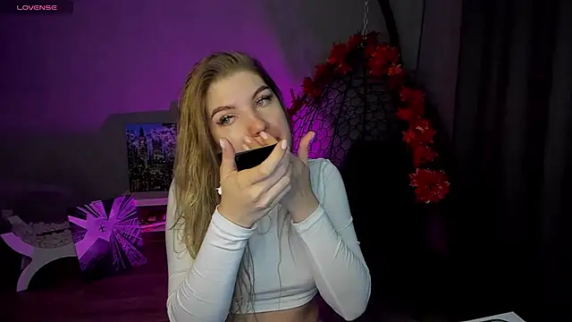 lily williamss online show from September 30, 12:05 am