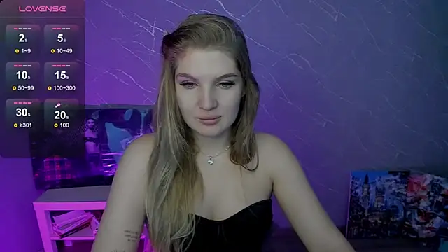 lily williamss online show from July 1, 12:00 am