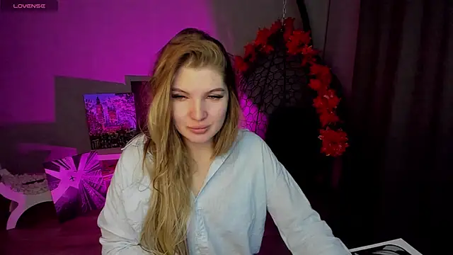 lily williamss online show from September 14, 12:11 am