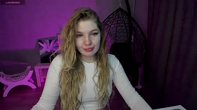 lily williamss online show from March 5, 12:18 am