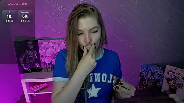 lily williamss online show from May 11, 12:12 am