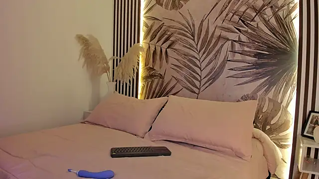 Samaantha-White online show from March 13, 11:48 am