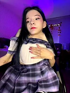 MiniSophiaa online show from September 24, 10:11 am