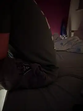 Bennyben8604 online show from December 20, 1:36 am