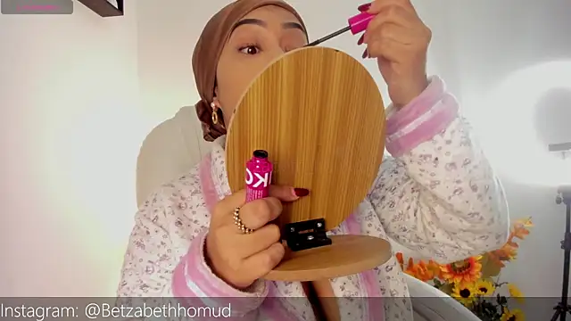 BetzabethHomud0 online show from April 9, 10:49 pm