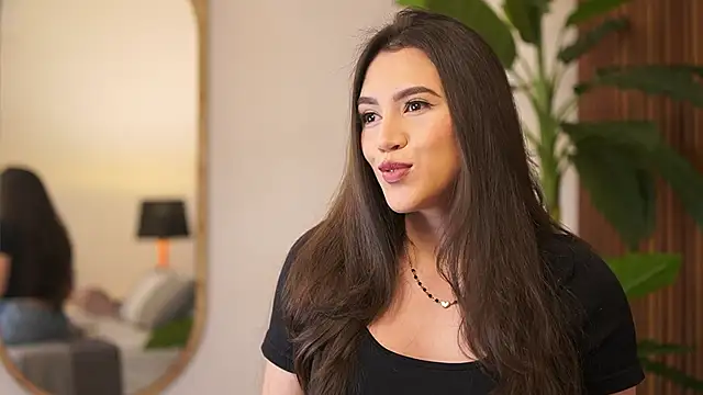 Amelia Rouse online show from March 1, 8:21 pm