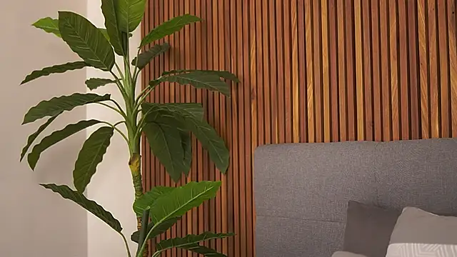 Amelia Rouse online show from March 17, 9:57 pm