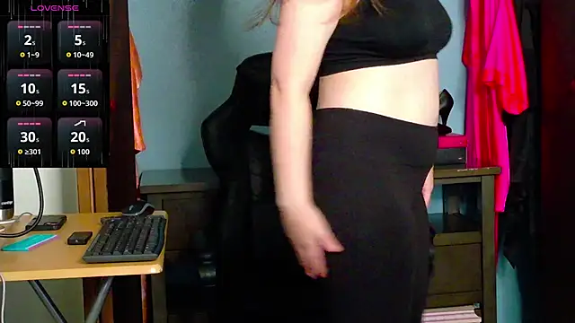 TreeJeanne online show from October 18, 11:45 am