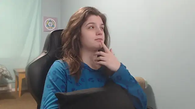 TreeJeanne online show from March 18, 1:35 am