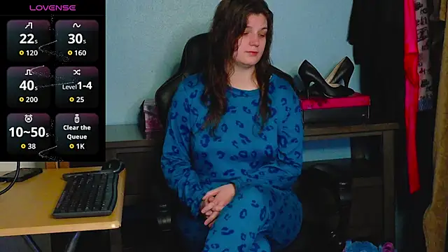 TreeJeanne online show from November 25, 1:28 am