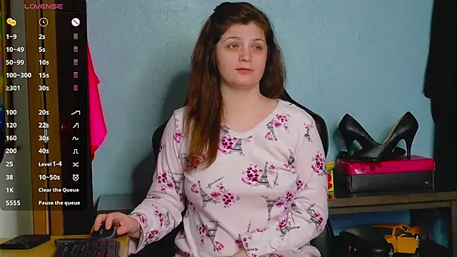 TreeJeanne online show from November 4, 2:48 am