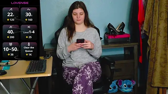 TreeJeanne online show from November 27, 3:07 am