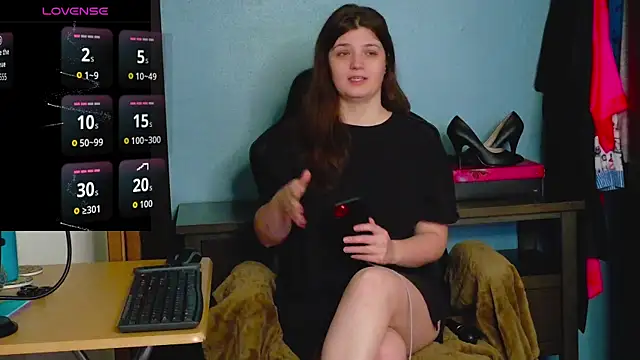 TreeJeanne online show from December 3, 2:45 am