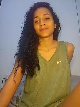 lessaeumesma8 online show from September 23, 6:26 pm