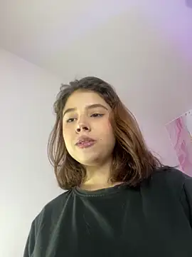 Snapshot of Lia_sex69 chatting on March 8, 5:07 am Lia sex69 online show from March 8, 5:07 am