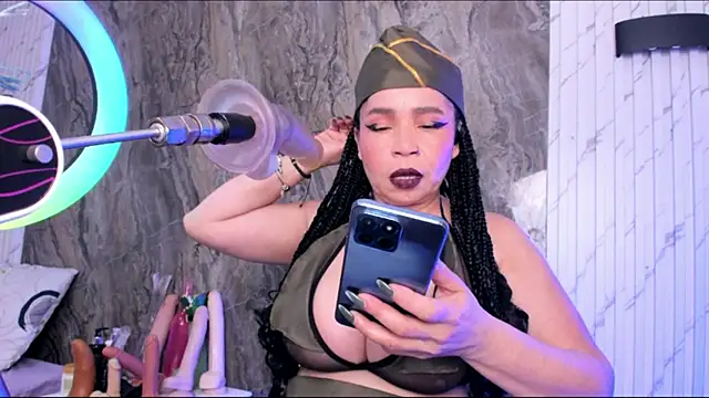 annie wigg online show from January 8, 3:01 am