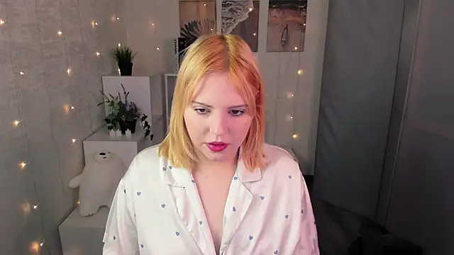 Stacy Luv online show from October 27, 3:40 am