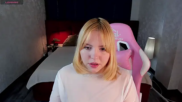 Stacy Luv online show from November 17, 9:13 am