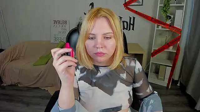 Stacy Luv online show from November 1, 8:08 am