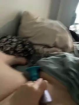 Snapshot of sylviahhh chatting on December 29, 2:00 pm sylviahhh online show from December 29, 2:00 pm