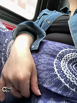 sylviahhh online show from May 25, 2:27 pm