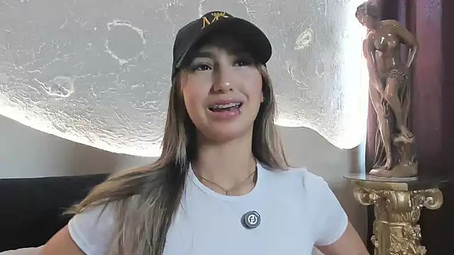  Emma Valka online show from September 20, 3:17 pm