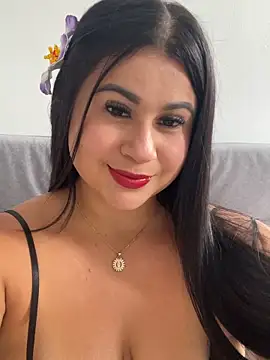 miahkumar online show from February 24, 7:15 pm