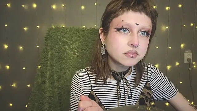 kortny yo online show from January 19, 3:08 am