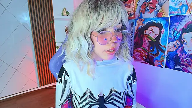 Snapshot of Purplee_Baby chatting on September 12, 9:58 pm Purplee Baby online show from September 12, 9:58 pm