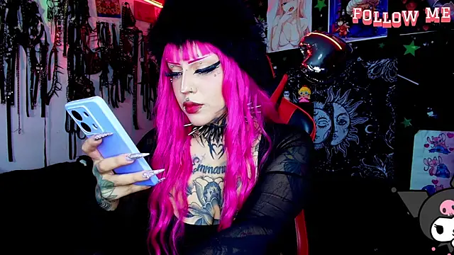 Snapshot of jannaink_ chatting on December 17, 9:53 pm jannaink online show from December 17, 9:53 pm