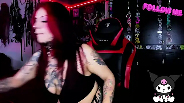 jannaink  online show from October 5, 10:44 pm