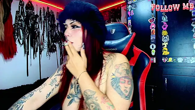 Snapshot of jannaink_ chatting on November 19, 1:38 am jannaink online show from November 19, 1:38 am