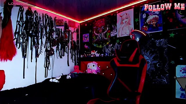 Snapshot of jannaink_ chatting on December 18, 8:23 pm jannaink online show from December 18, 8:23 pm