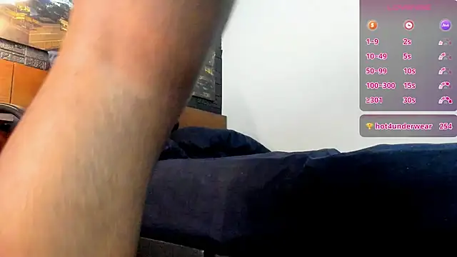 Snapshot of thomas_santtos1 chatting on March 8, 1:28 am thomas santtos1 online show from March 8, 1:28 am
