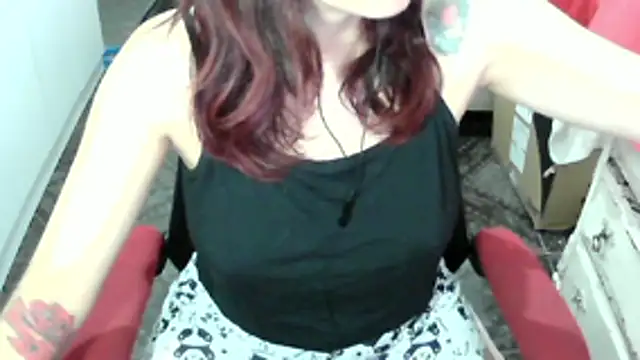 ManuEscarlate13 online show from March 11, 4:28 am