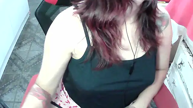 ManuEscarlate13 online show from March 23, 4:34 am