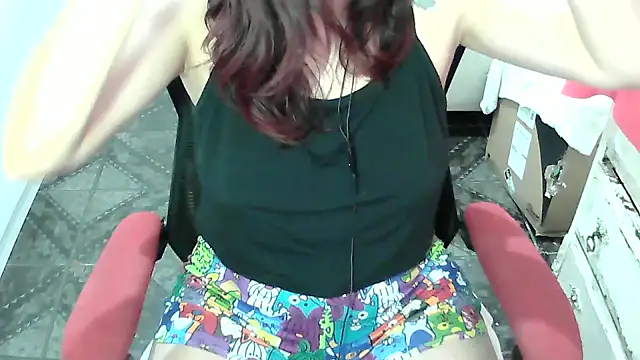 ManuEscarlate13 online show from March 26, 2:10 am