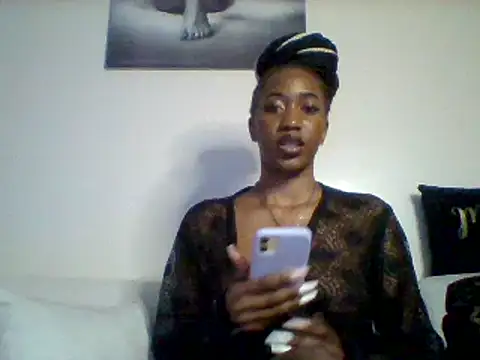 Queeen model online show from January 25, 10:50 pm