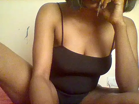 Queeen model online show from April 26, 1:47 am