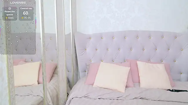 Damn Bae  online show from September 10, 1:04 am