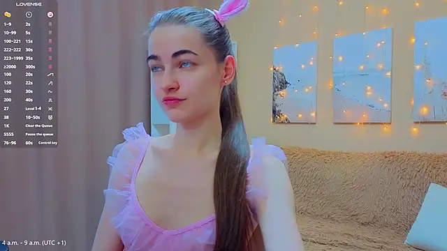 AstoriyaNight online show from April 4, 4:08 am