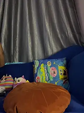 Snapshot of Cherrytowild chatting on July 1, 12:11 am Cherrytowild online show from July 1, 12:11 am