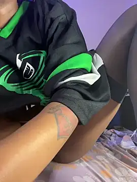 Snapshot of Cherrytowild chatting on February 9, 10:02 am Cherrytowild online show from February 9, 10:02 am