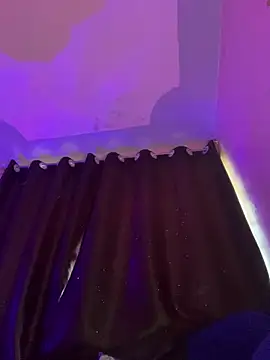 Snapshot of Cherrytowild chatting on February 28, 10:59 am Cherrytowild online show from February 28, 10:59 am