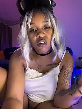 Cherrytowild online show from November 22, 5:23 pm