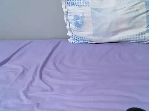 femaqueen online show from October 25, 7:36 pm