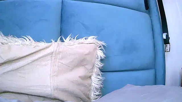 Bustypillows online show from May 14, 7:27 am