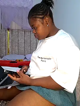 Snapshot of catehorny chatting on September 27, 7:14 am catehorny online show from September 27, 7:14 am