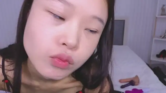 Tina Kim  online show from March 19, 4:36 am