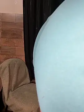 izumikarol online show from December 5, 5:44 pm